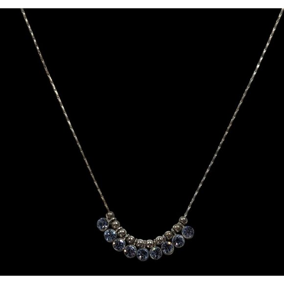Simple Elegant Blue Gemmed Silver Tone Necklace - Picture 2 of 6